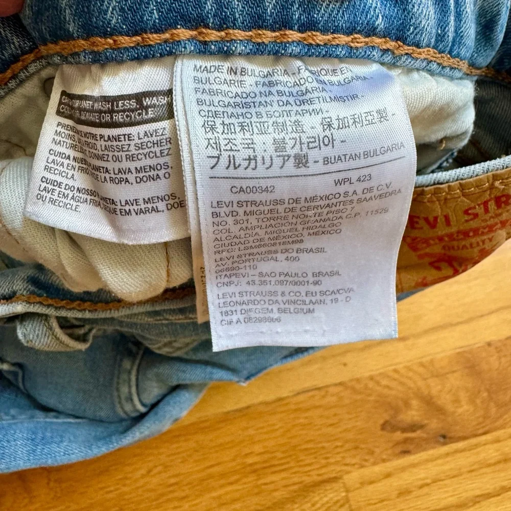 Levi Strauss & Co 514 Men’s 36x30‎ Light Wash Denim Blue Jeans, GUC